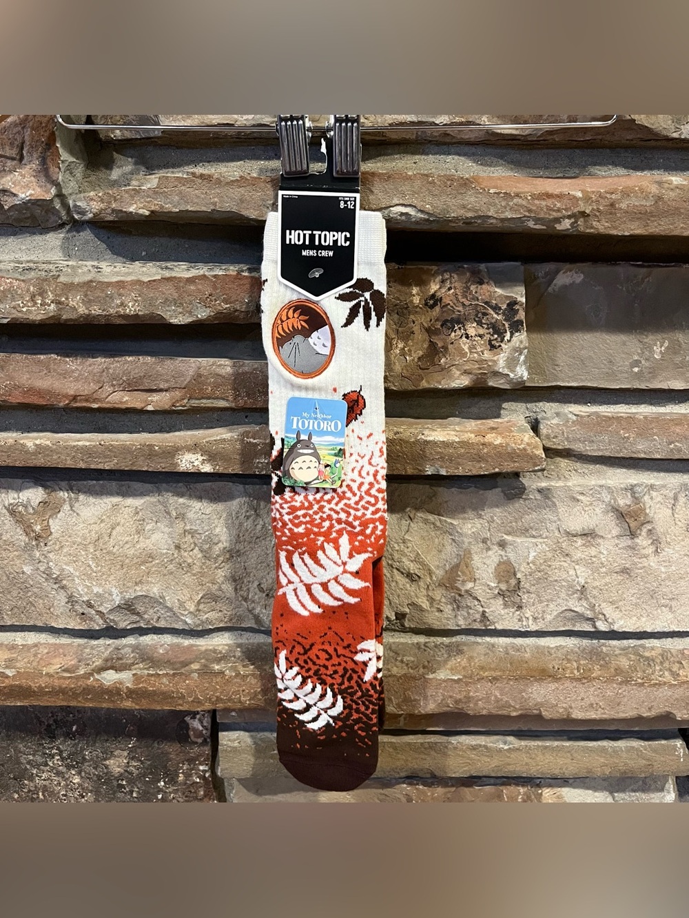 Hot Topic My Neighbor Totoro Crew Socks - White & Rust Leaf Pattern